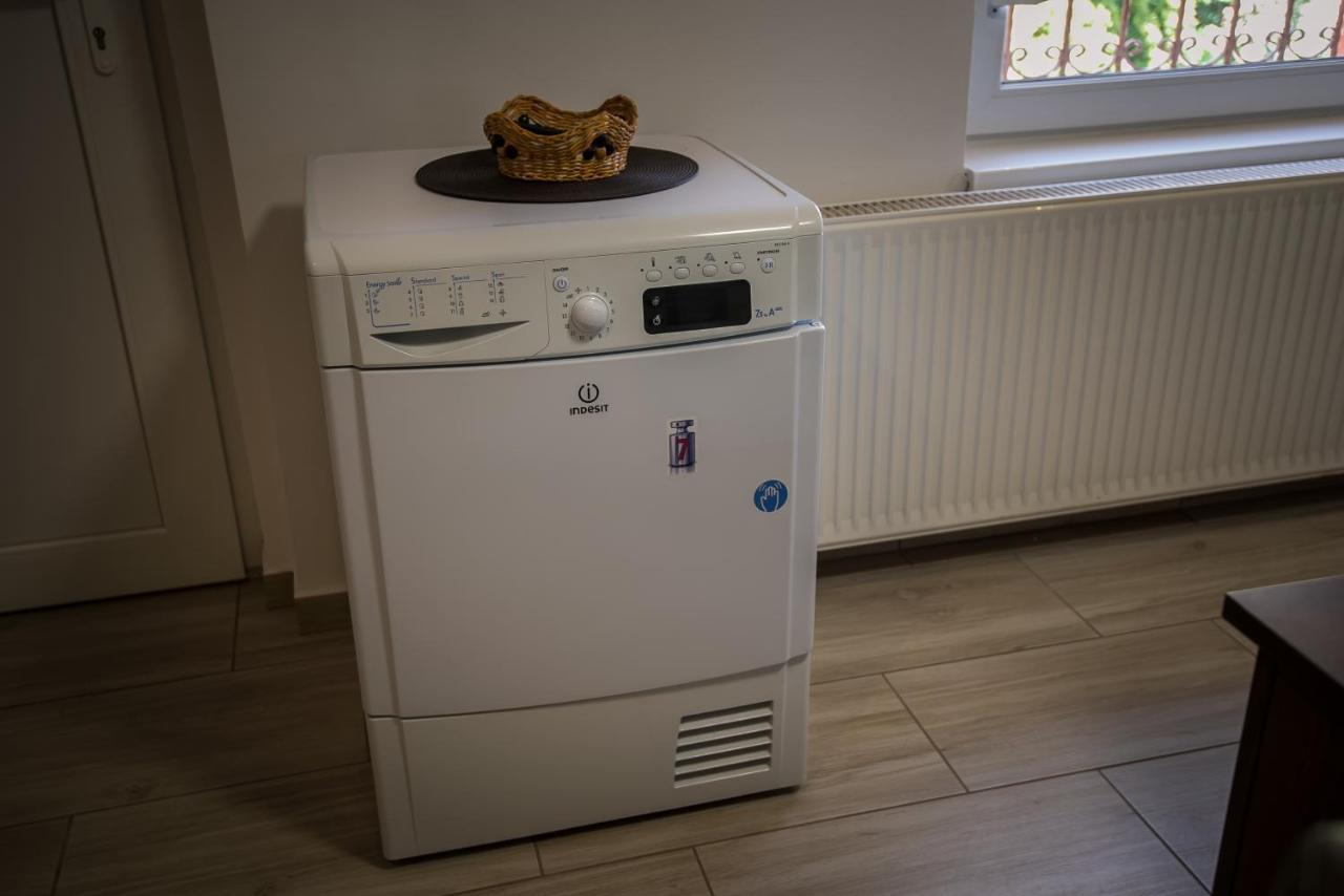 Mokka Apartman Szeged Eksteriør billede
