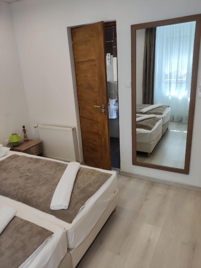 Mokka Apartman Szeged Eksteriør billede