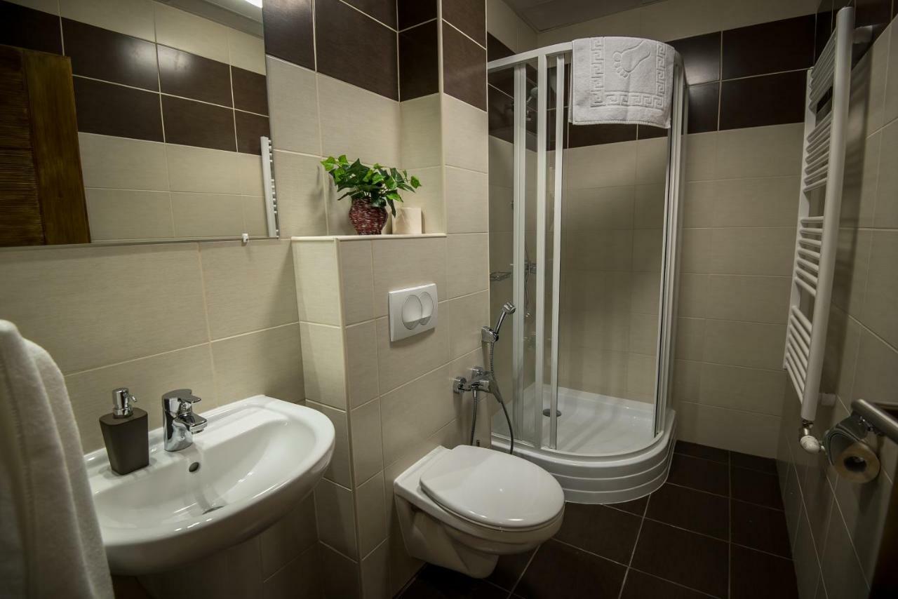 Mokka Apartman Szeged Eksteriør billede